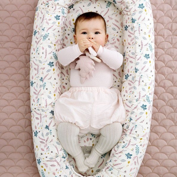 Babynest, hojas prensadas Rose