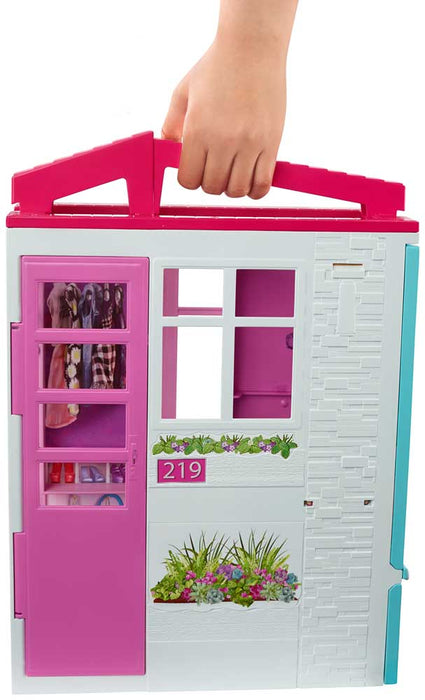Barbie Dollhouse con muñecas y muebles