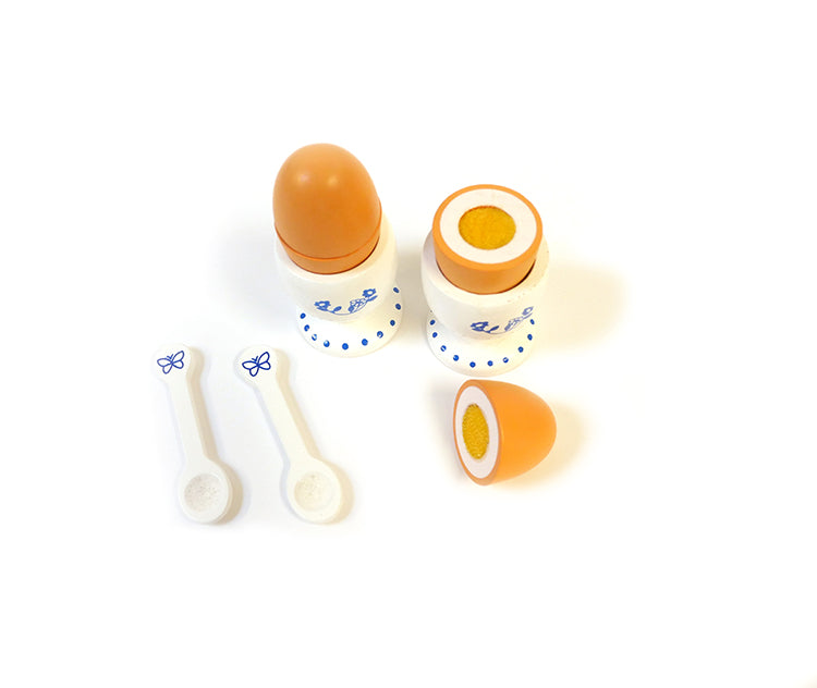 Tazas de huevo con huevos
