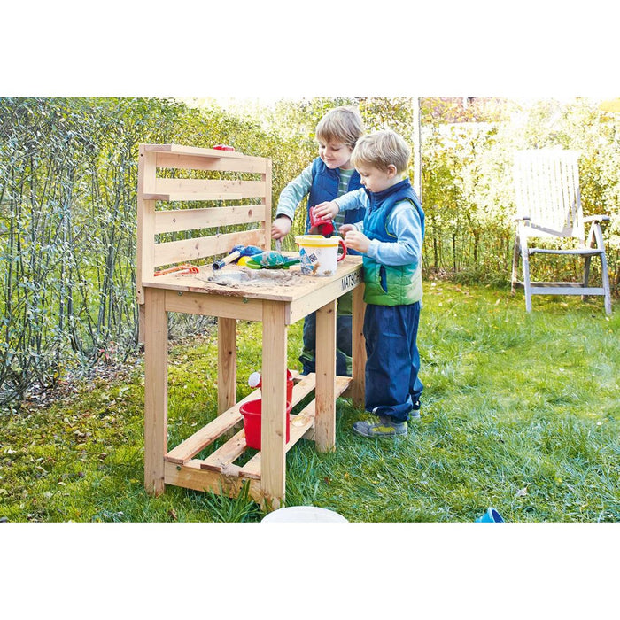 Mud Kitchen, Paul