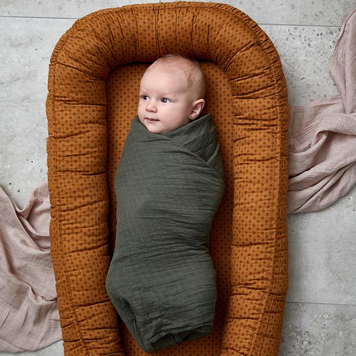 Swaddle, Ejército verde