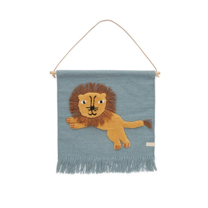 Wallhanger, Lion saltando